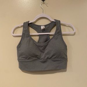 ODINA SEAMLESS SPORTS BRA – WILLOW